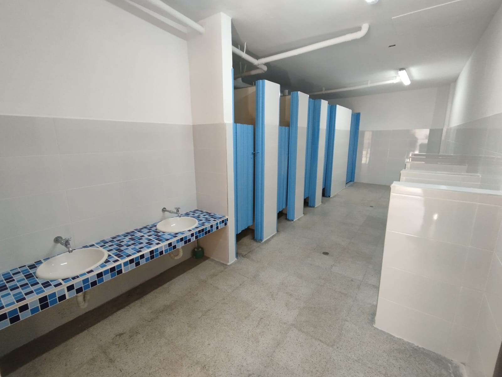 Bater&iacute;a sanitaria Primer Piso